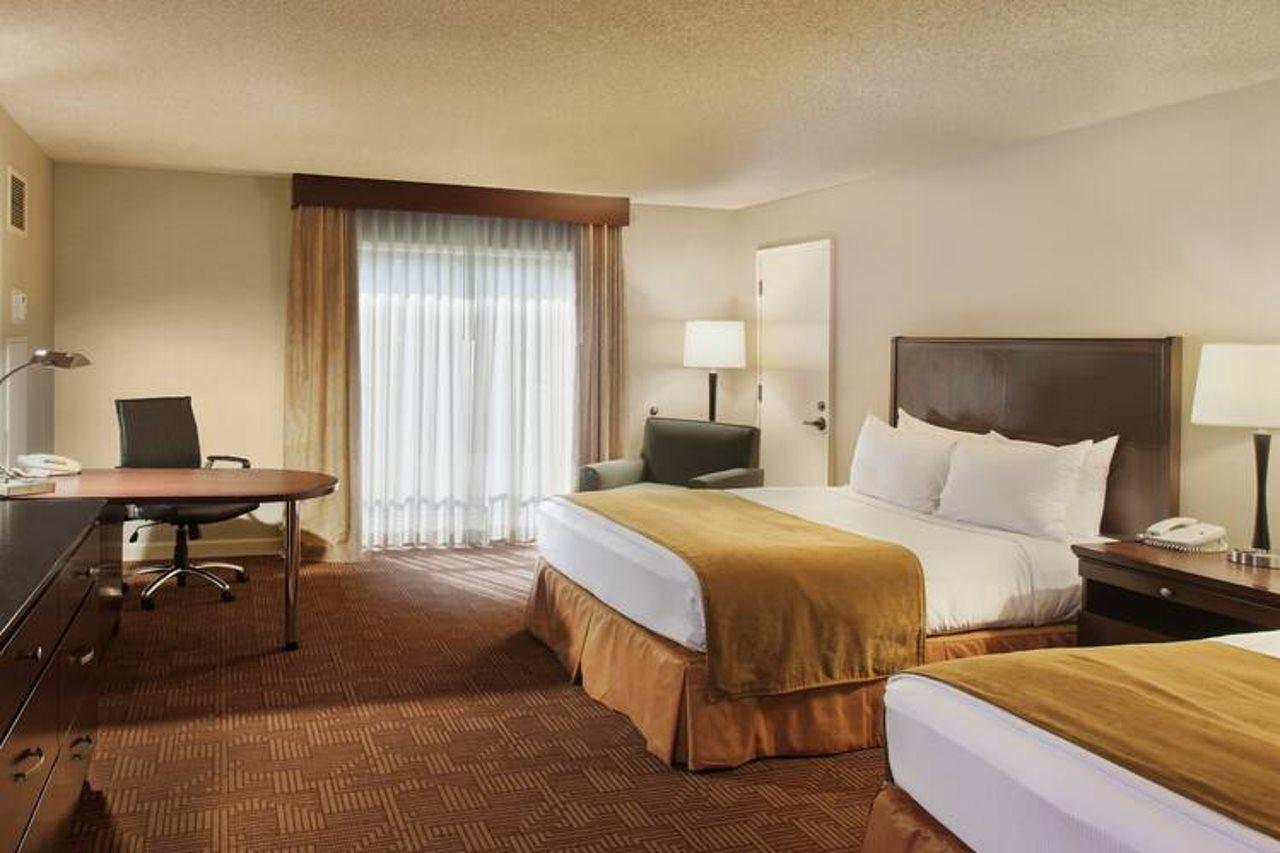 Hotel Doubletree By Hilton Sacramento Extérieur photo