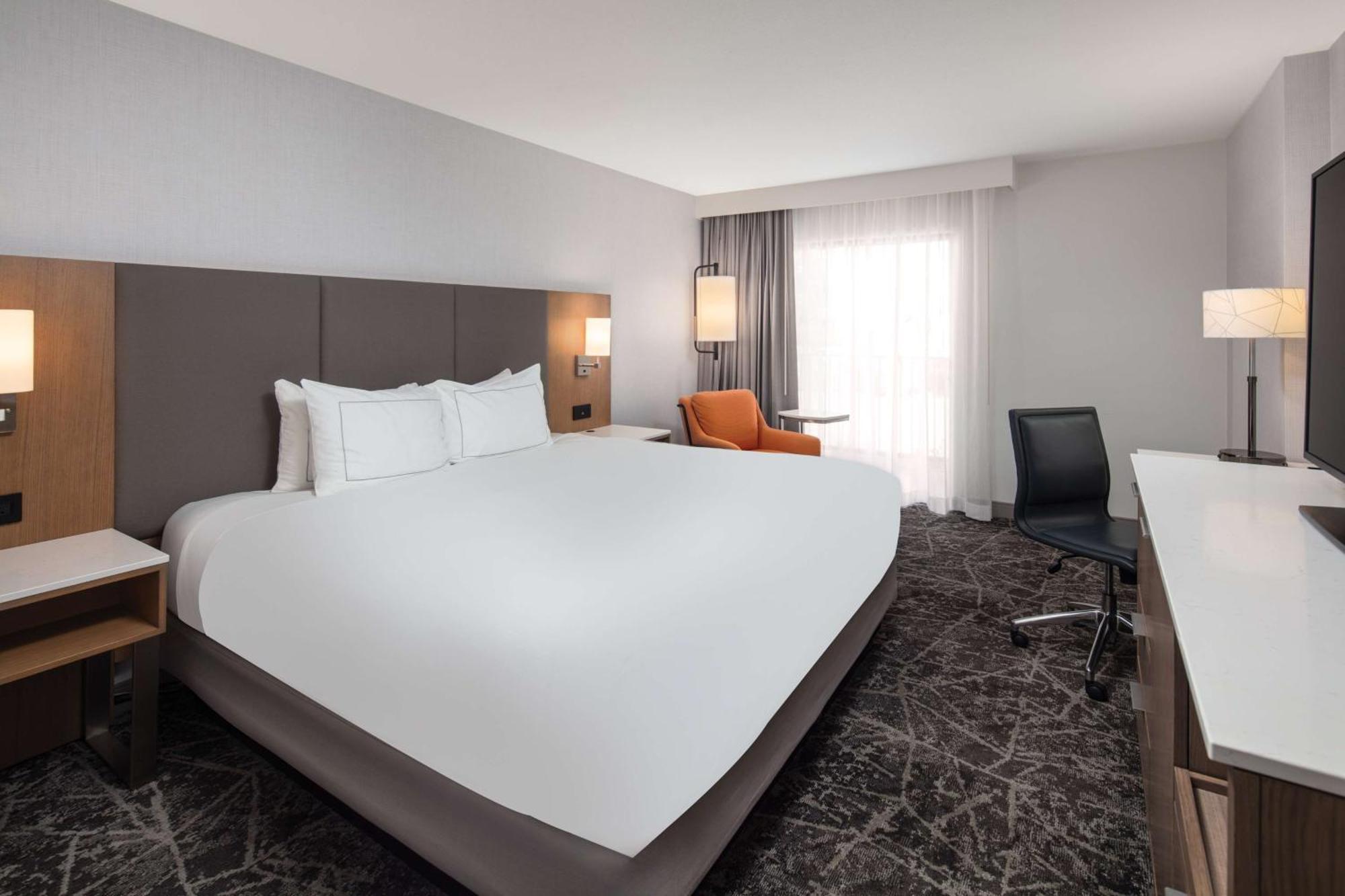 Hotel Doubletree By Hilton Sacramento Extérieur photo