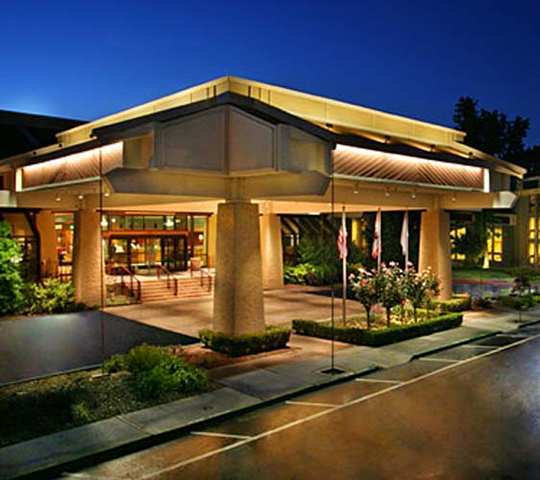 Hotel Doubletree By Hilton Sacramento Extérieur photo